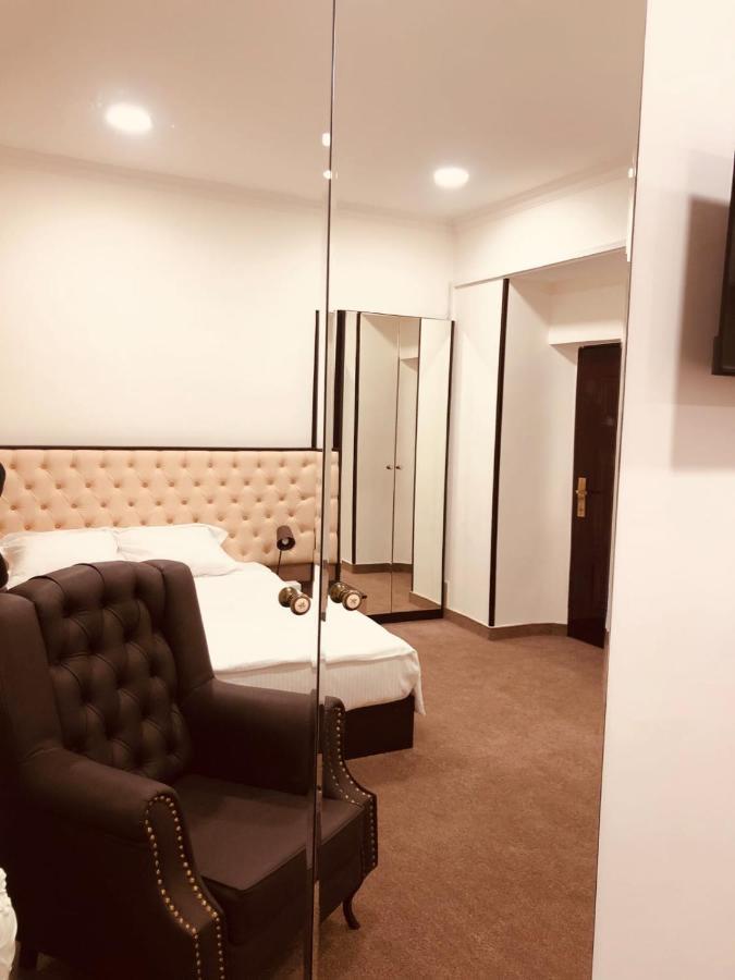 It Hotel Tumanyan Street Yerevan Ngoại thất bức ảnh